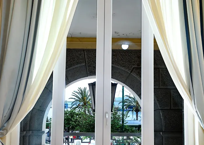 Onda Marina בית הארחה קליארי